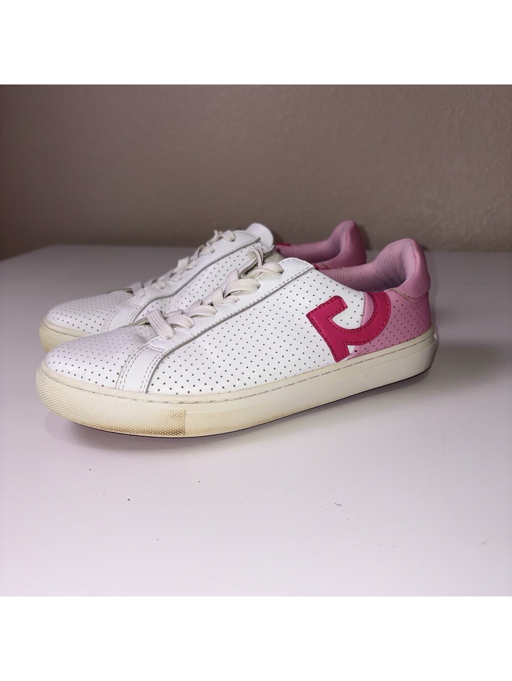 G/FORE Two Tone Perf Disruptor Women’s 9.5 White Pink Spikeless Golf Shoes